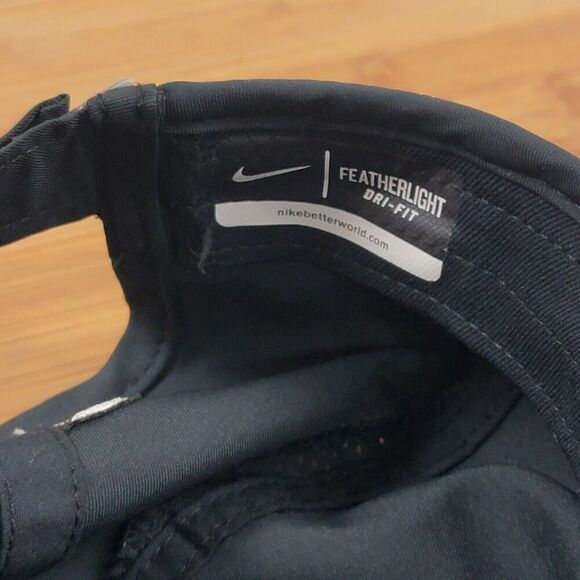 Nike L/XL Adult Rafael Nadal Bull Featherlight Tennis Cap-Black hat Distressed - Picture 10 of 10